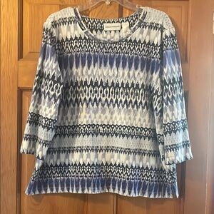 Blue and White Patterned Women's Top
